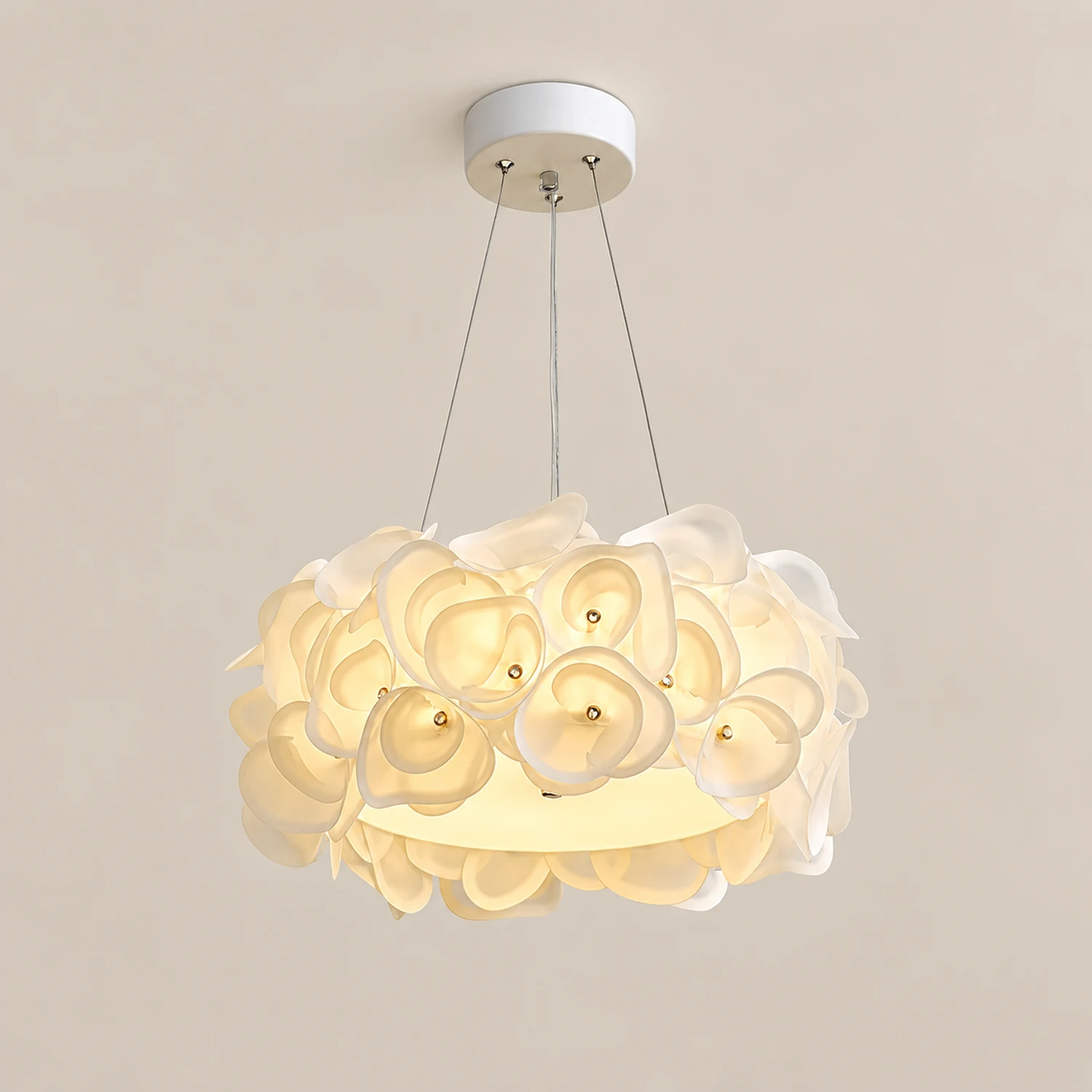 White Hydrangea Pendant Lamp - Lumpaz