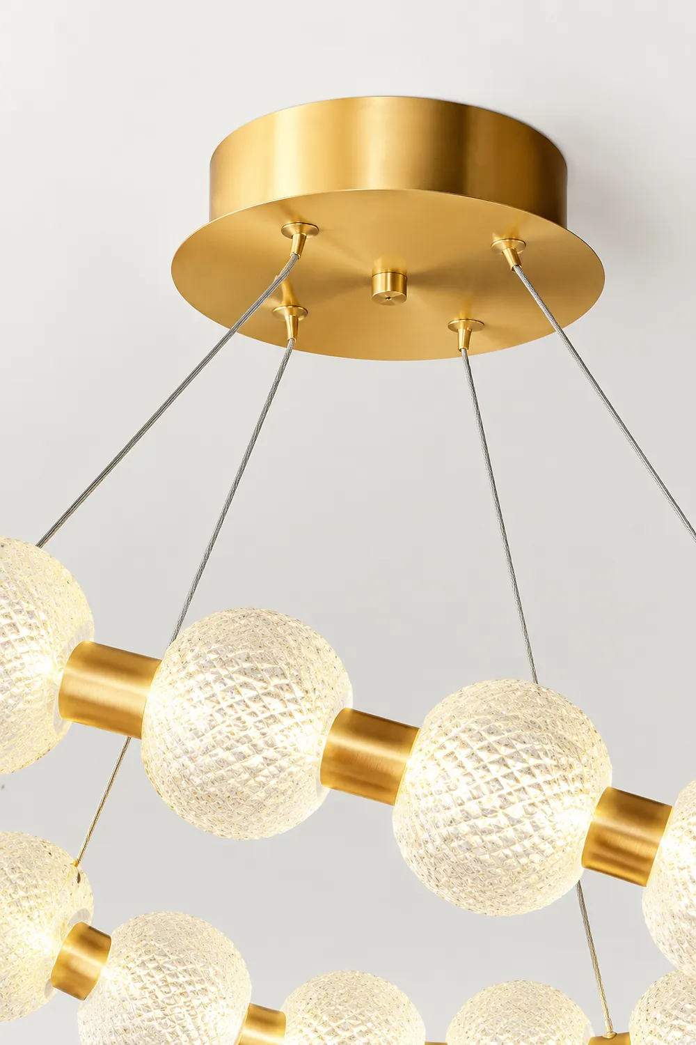 Pearl Chandelier - Lumpaz