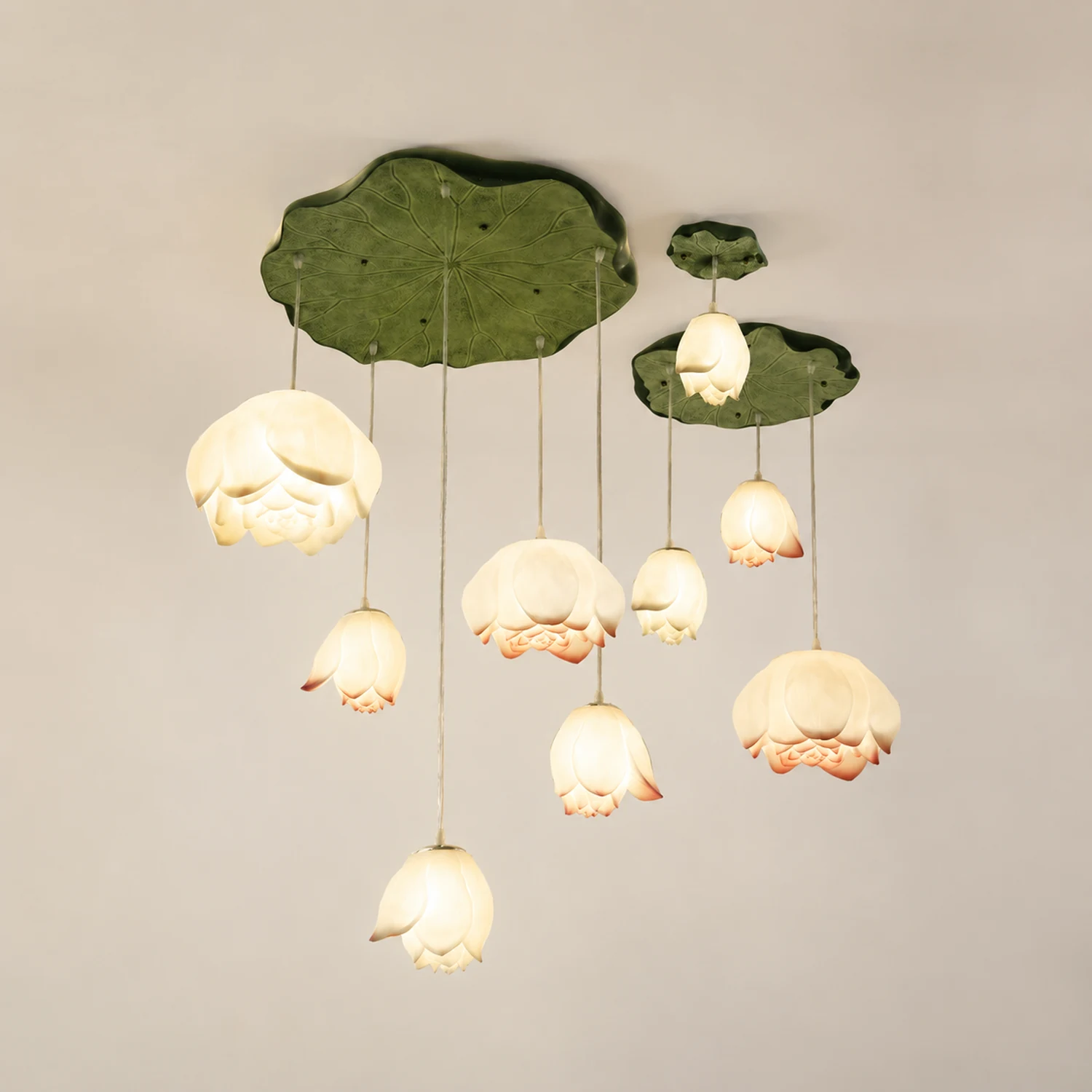 Lotus Chandelier - Lumpaz