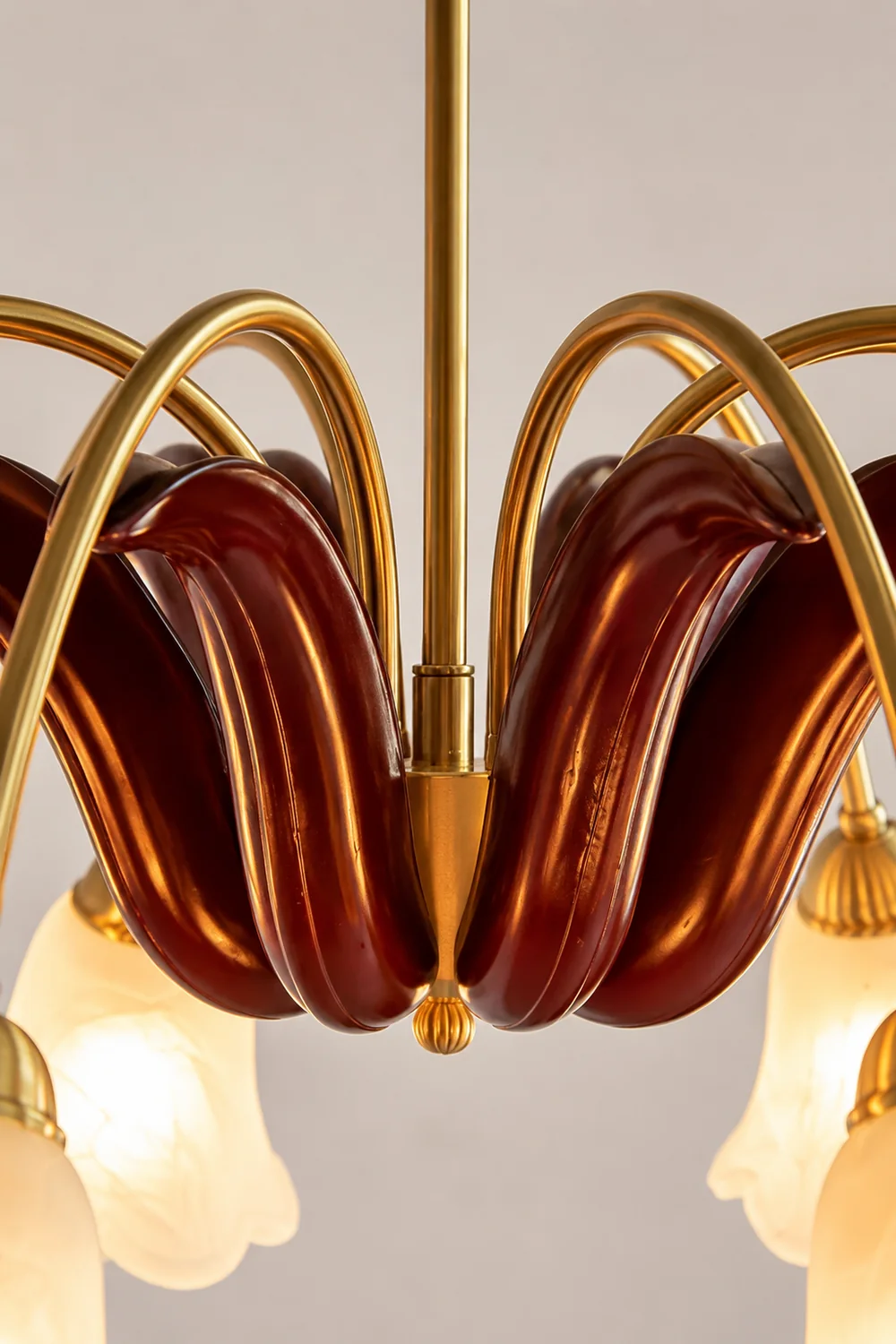 Brass Pastoral Flower Chandelier - Lumpaz