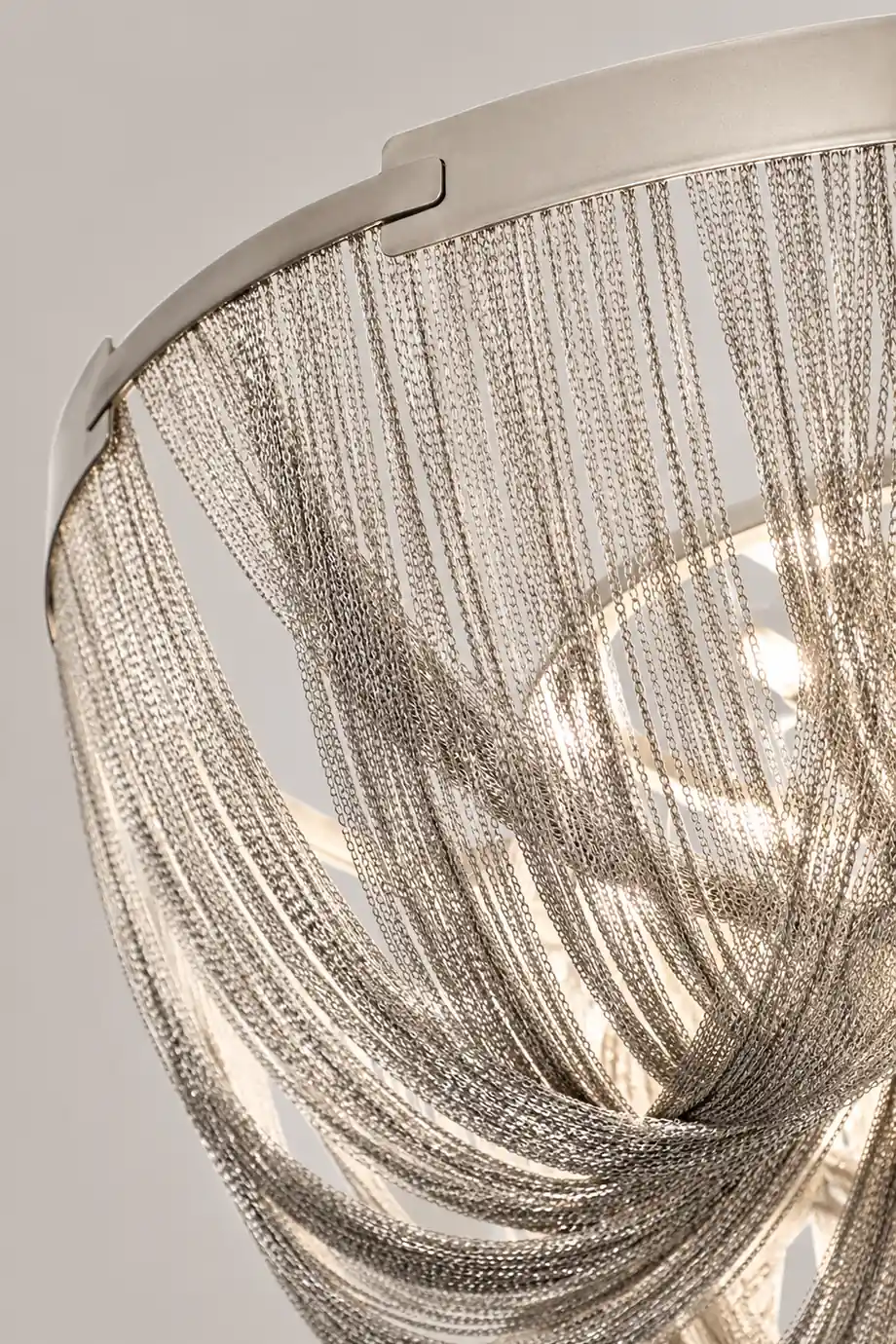 Tassel Aluminum Chain Ceiling Light - Lumpaz