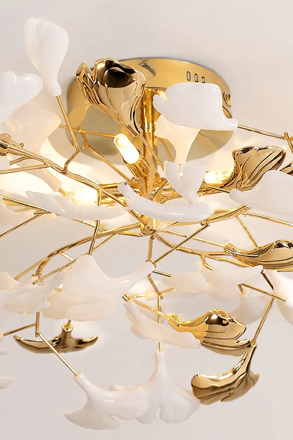 Gingko Rotating Ceiling Lamp - Lumpaz