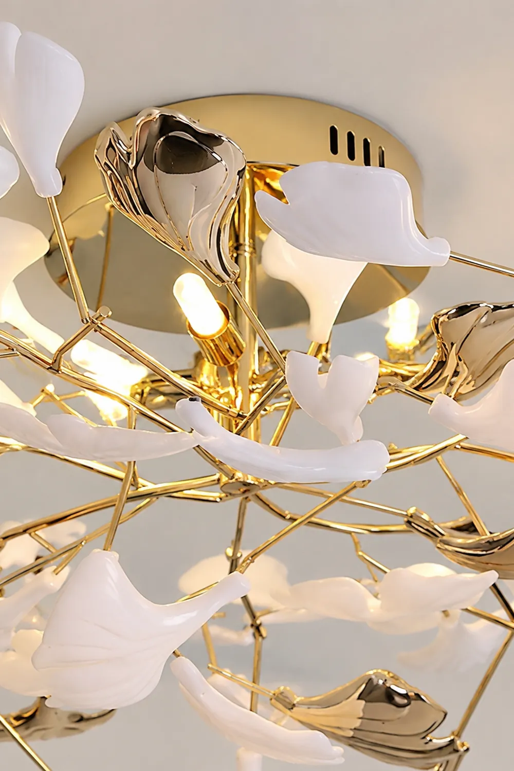 Gingko Rotating Ceiling Lamp - Lumpaz