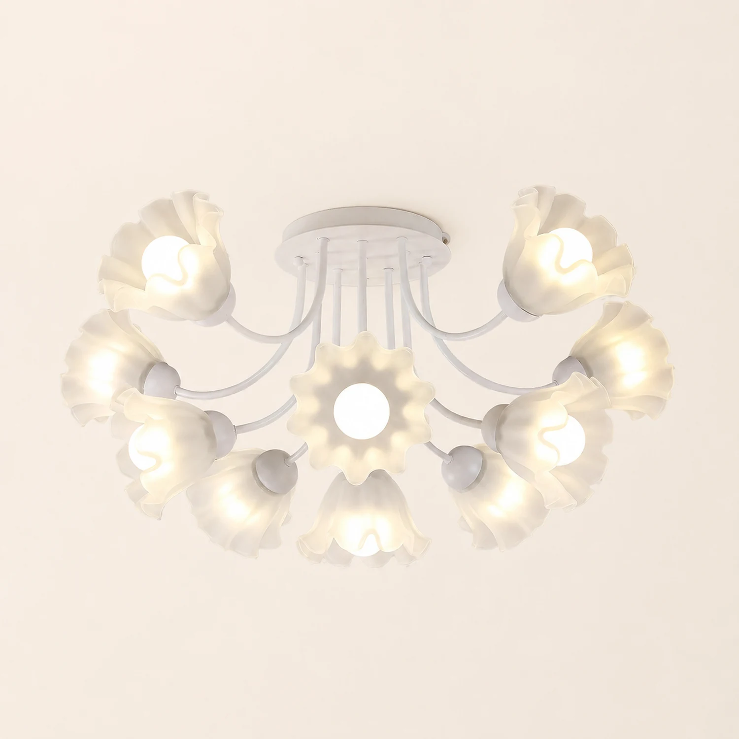 Floral Sculpted Ceiling Lamp - Lumpaz