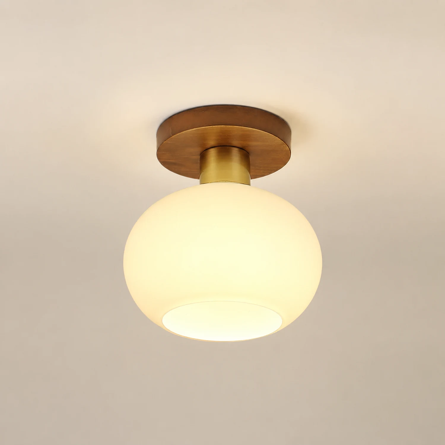 White Shell Ceiling Lamp - Lumpaz