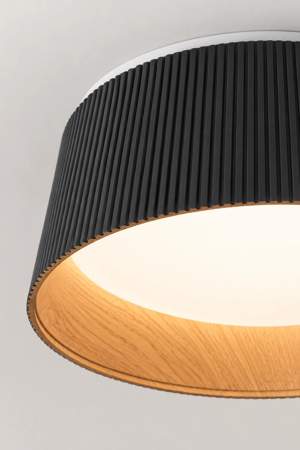 Modern Ribbed Ceiling Light - Lumpaz
