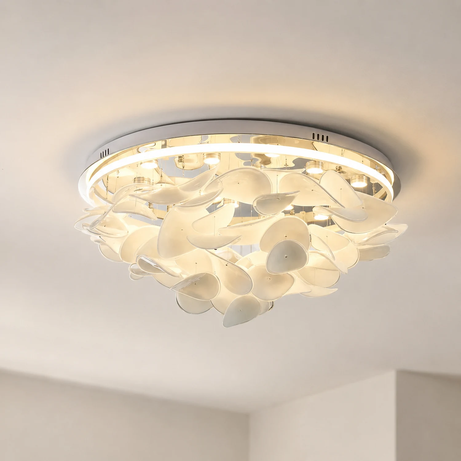 French Radici Petal Ceiling Lamp - Lumpaz