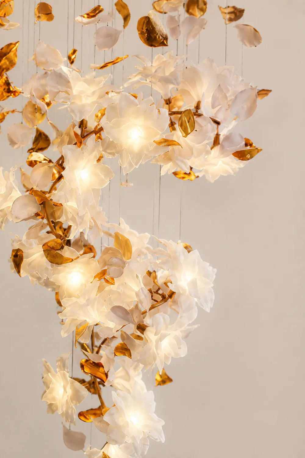 Flying Flowers Fluttering Chandelier - Lumpaz