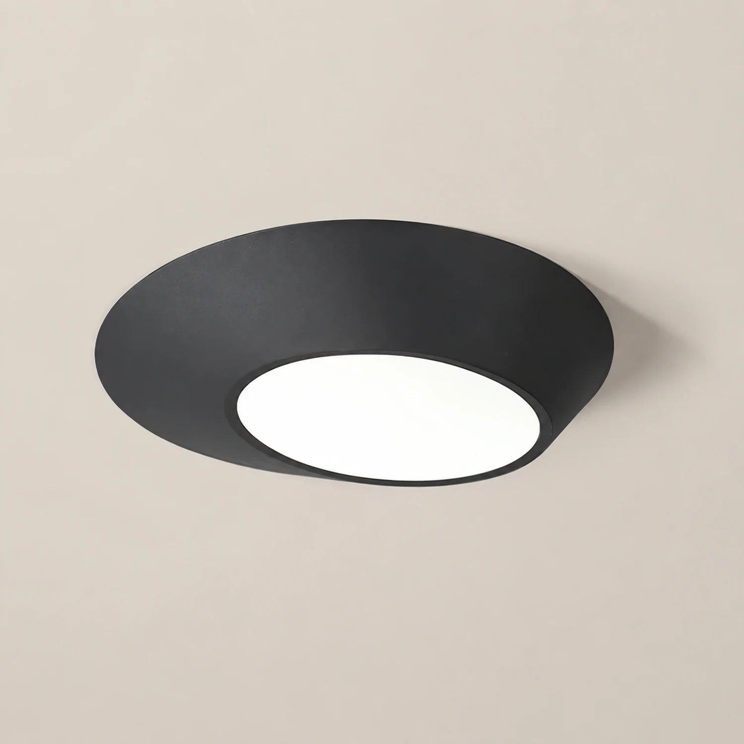 Angled Ceiling Light - Lumpaz