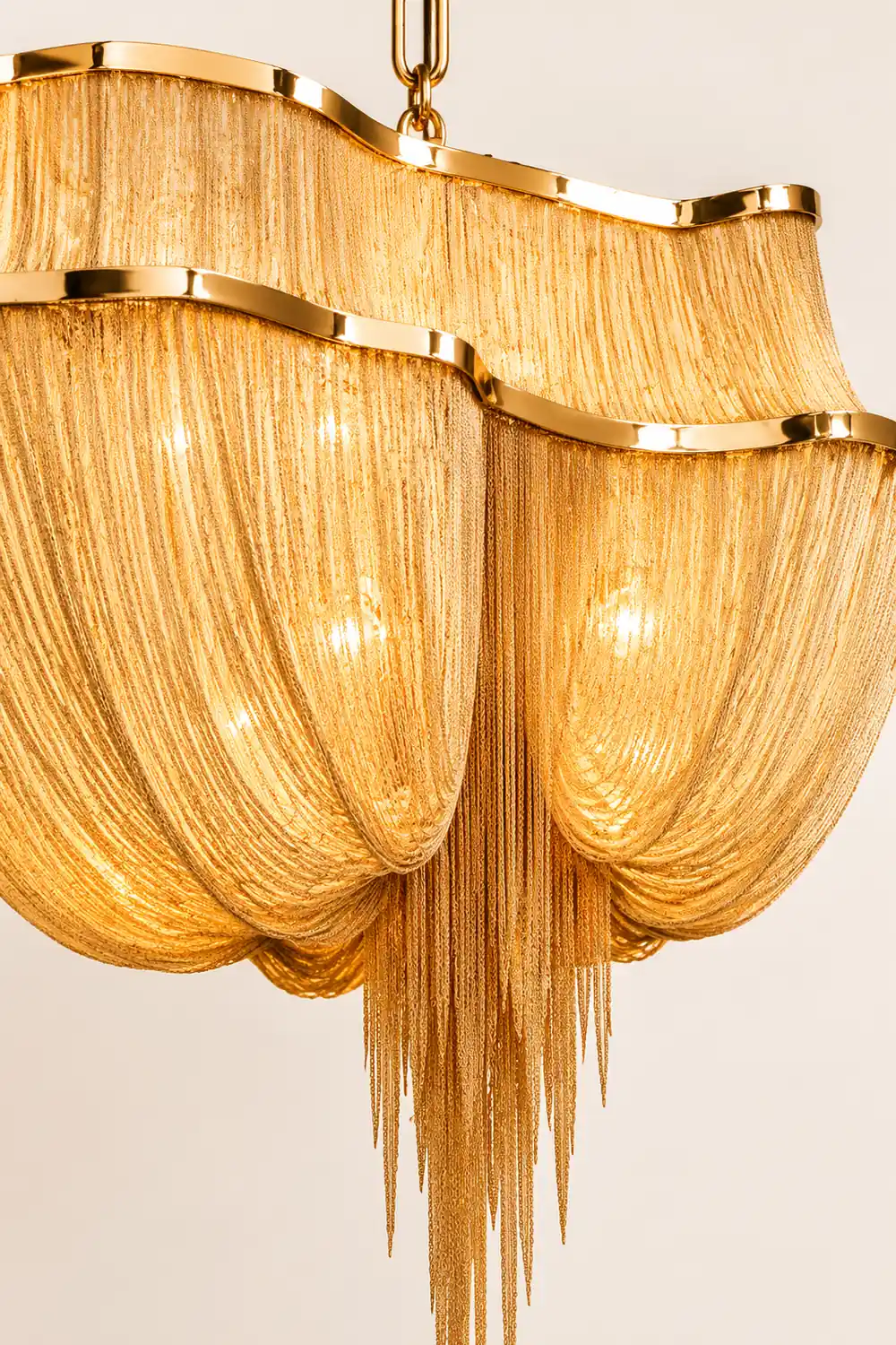 Chains Shimmering Chandelier - Lumpaz