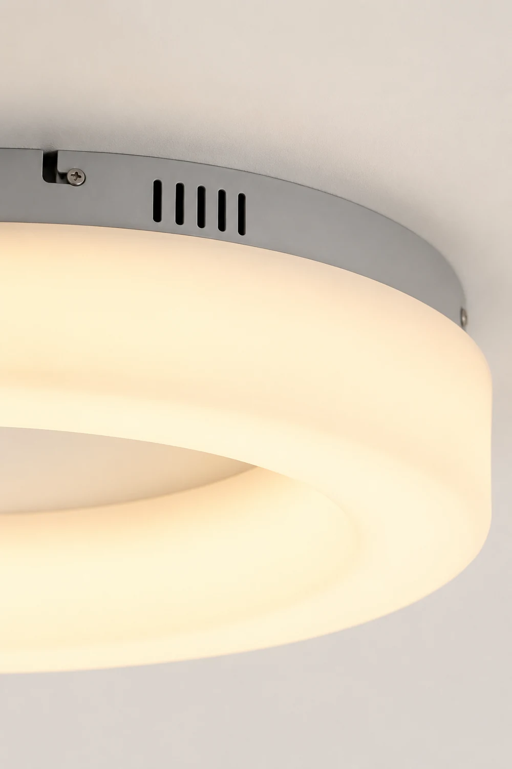 Knock Out Ceiling Light - Lumpaz