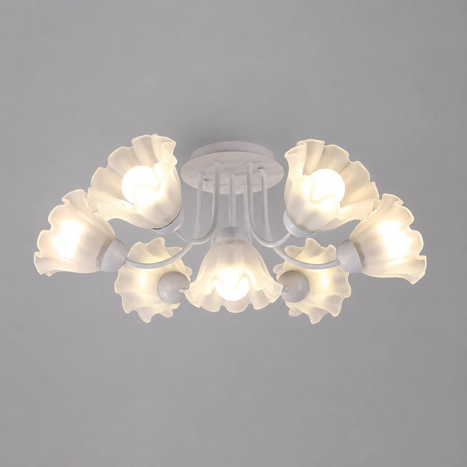 Floral Sculpted Ceiling Lamp - Lumpaz