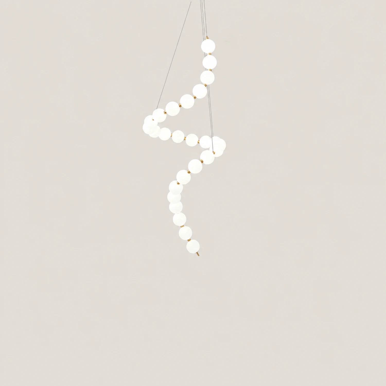 Acrylic Pearl Necklace Chandelier - Lumpaz