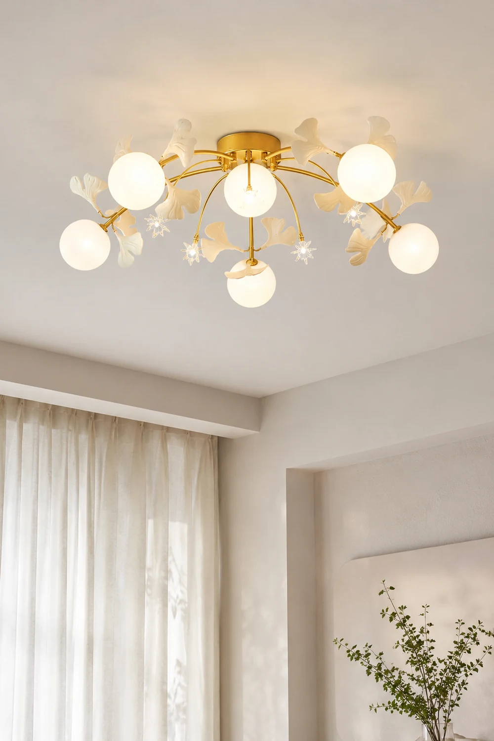 Ginkgo Glass Ceiling Lamp - Lumpaz
