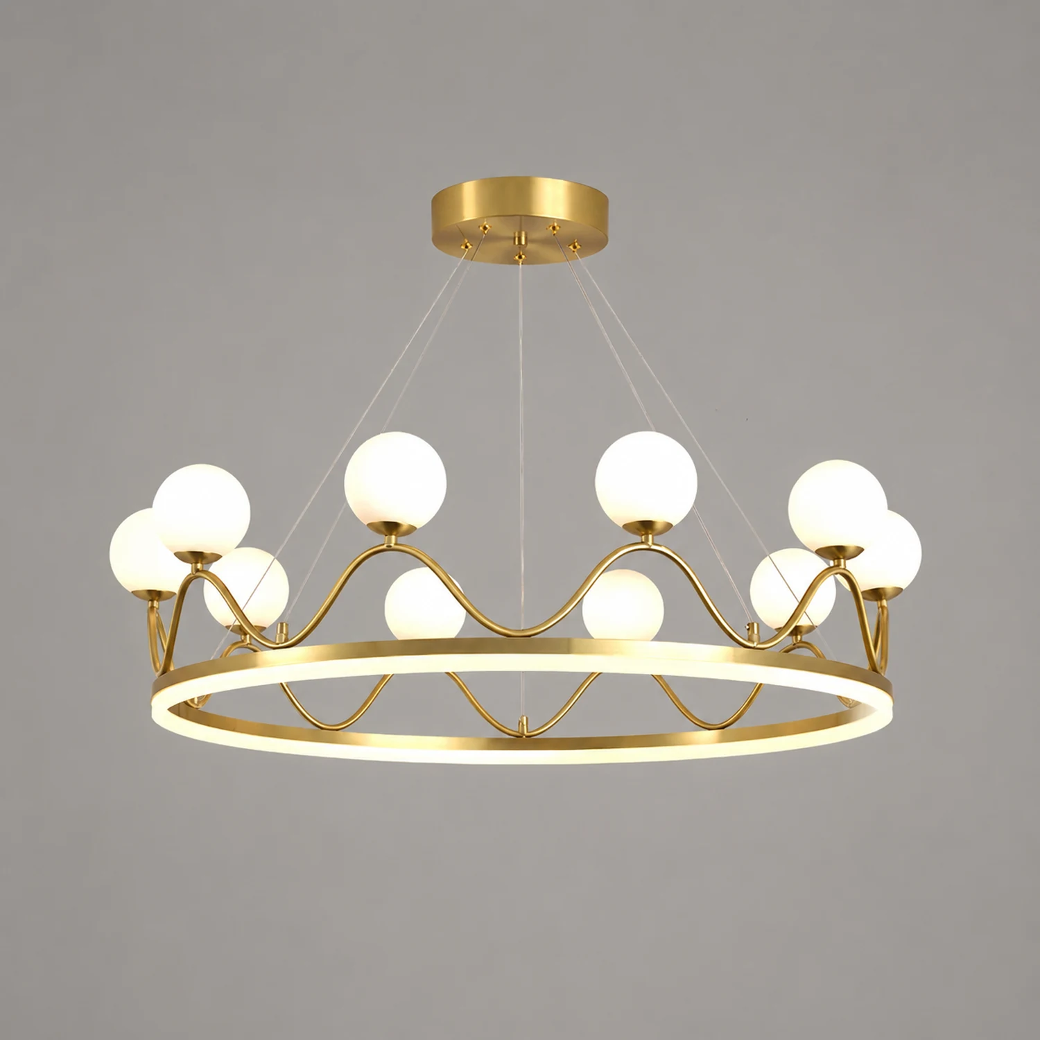 Crown Brass Chandelier - Lumpaz