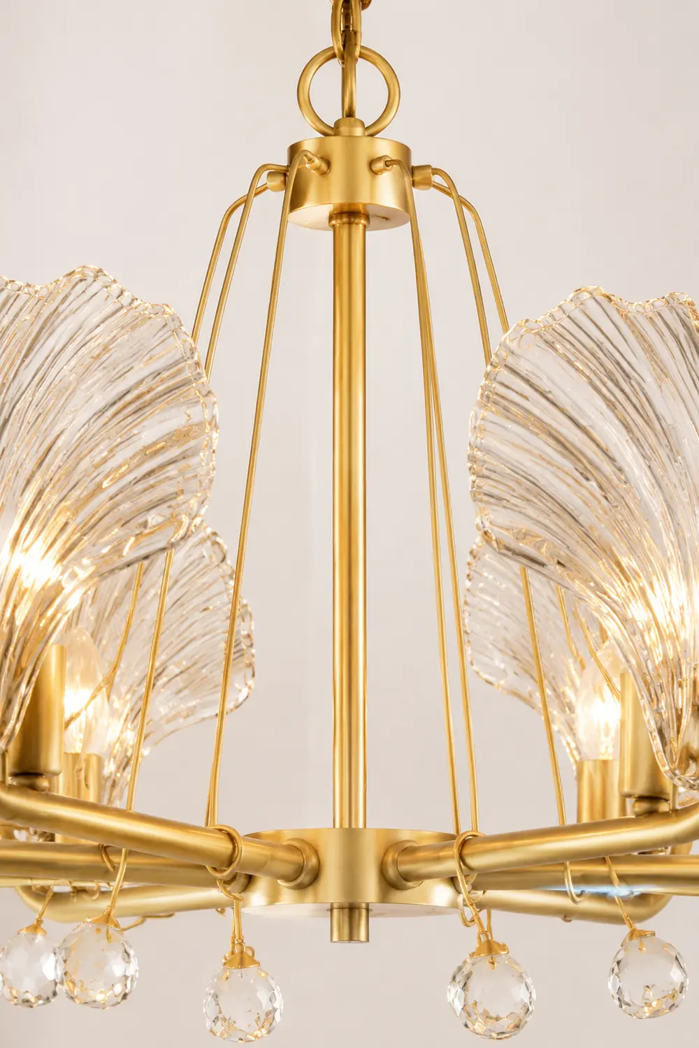 Shell Crystal Chandelier - Lumpaz