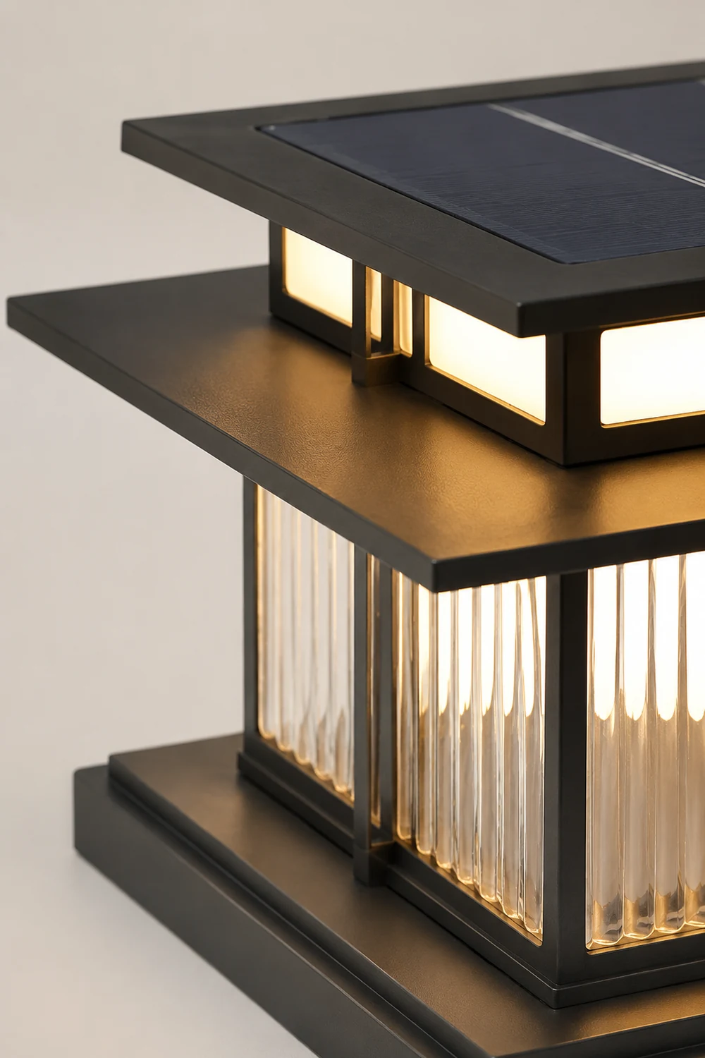 Boilyn Solar Outdoor Pillar Light - Lumpaz
