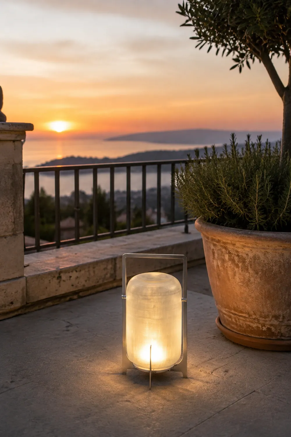 Twilight Lantern Table Lamp - Lumpaz