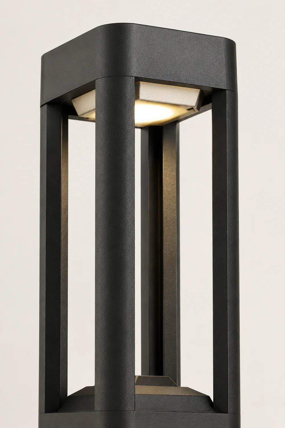 Rectangular Column Garden Light - Lumpaz