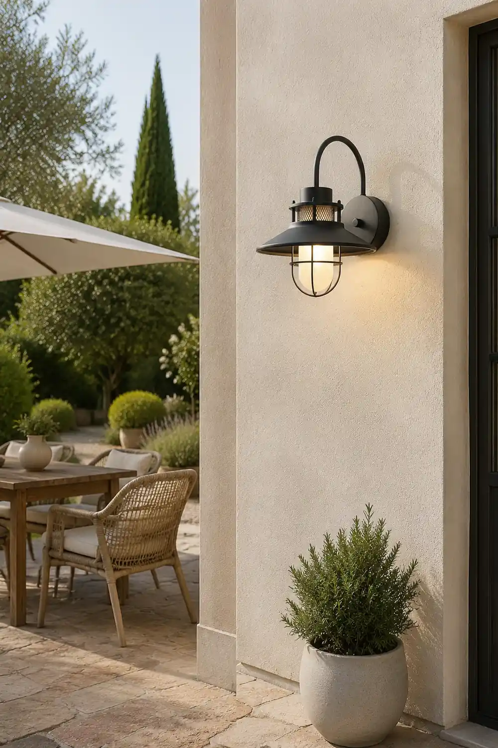 Felix Outdoor Wall Lamp - Lumpaz