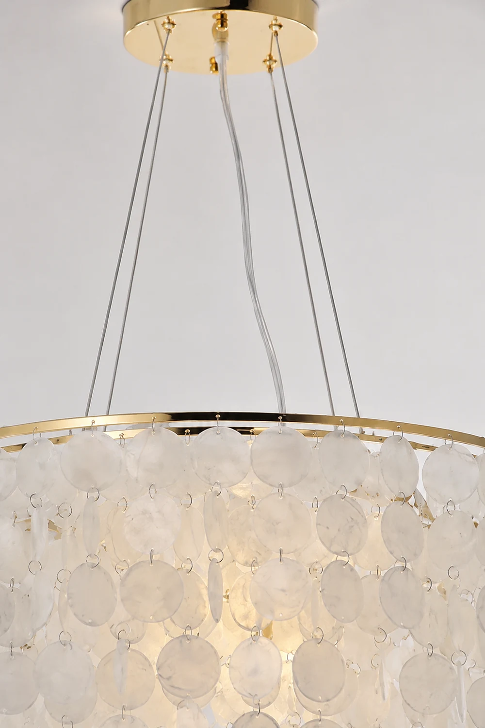 Shell Wind Chime Chandelier - Lumpaz