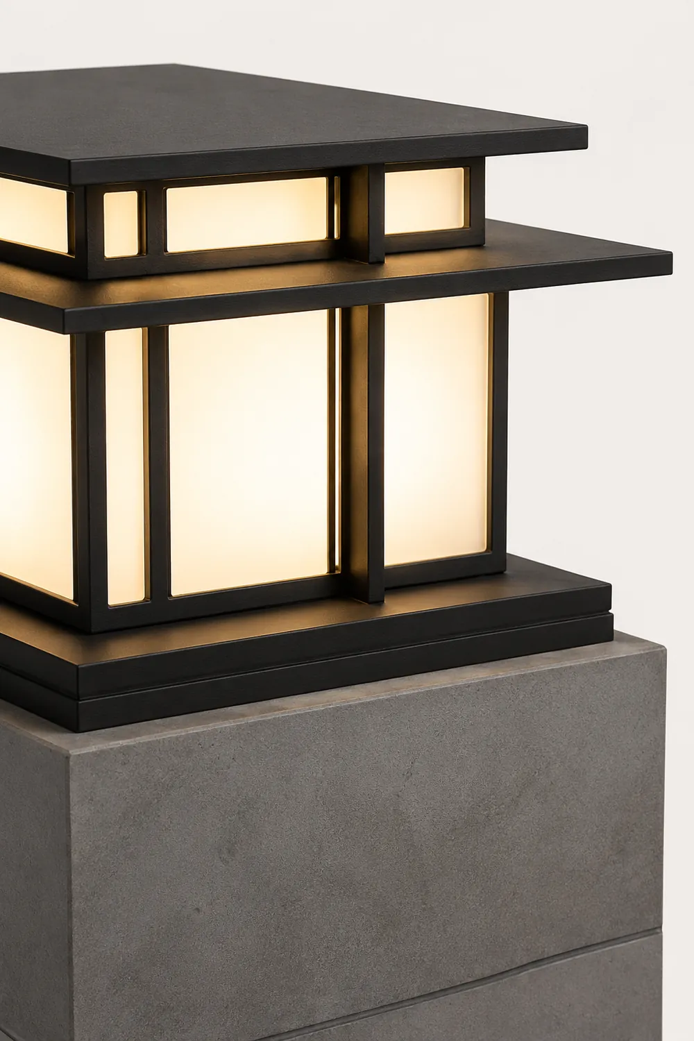 Boilyn Outdoor Pillar Light - Lumpaz