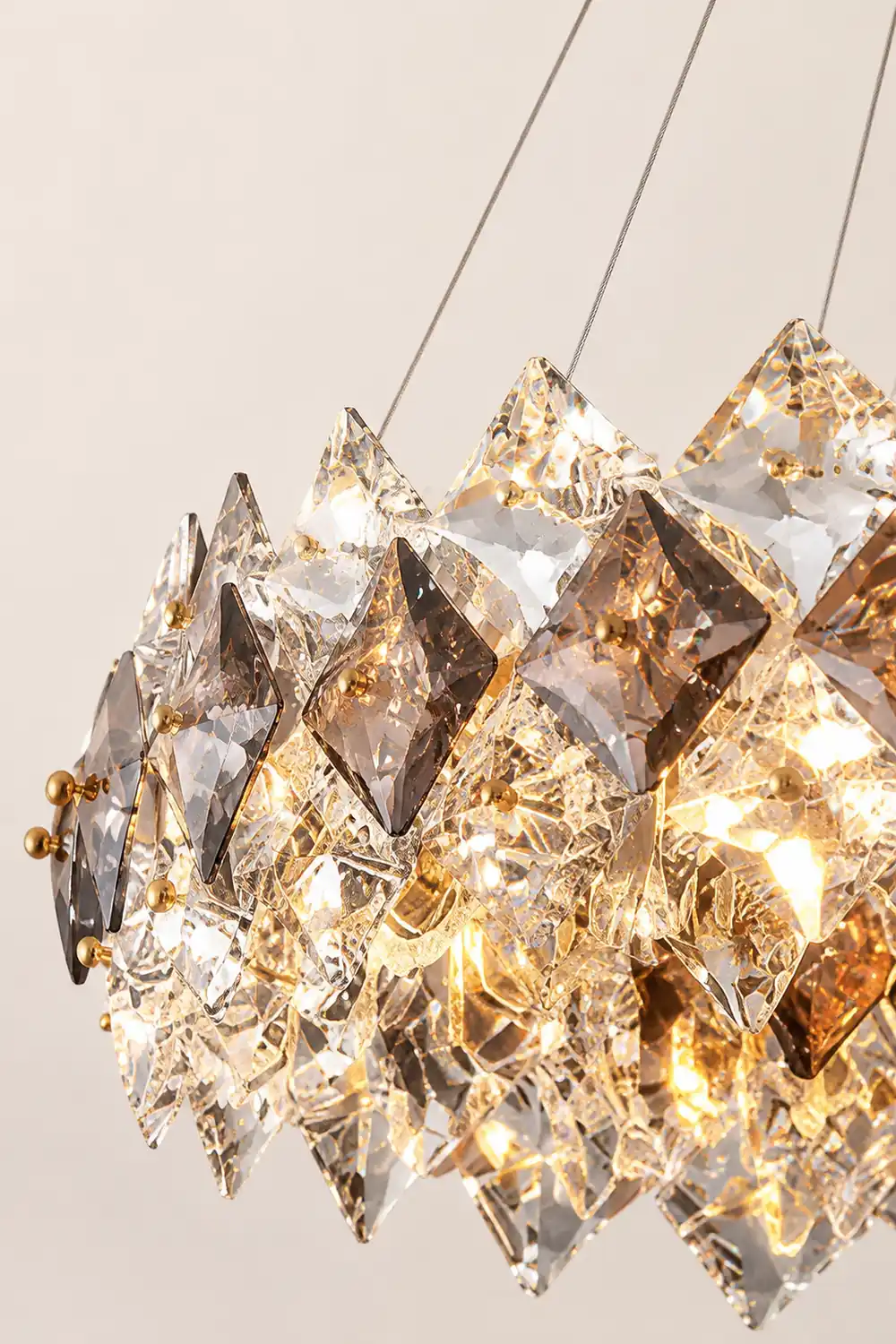 Scale Crystal Round Chandelier - Lumpaz