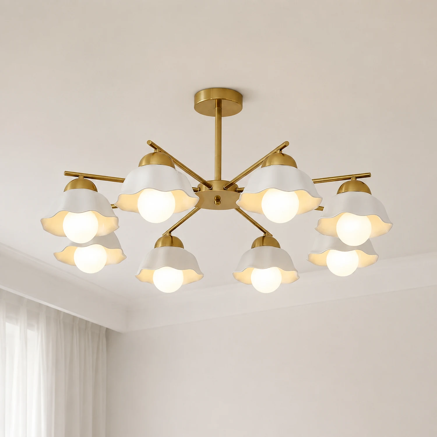 Flower Shade Chandelier - Lumpaz