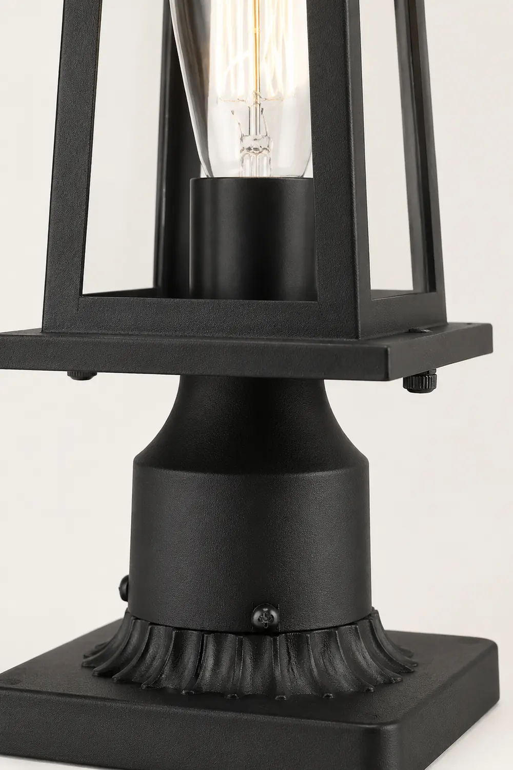 Outdoor Lantern Post Lights - Lumpaz