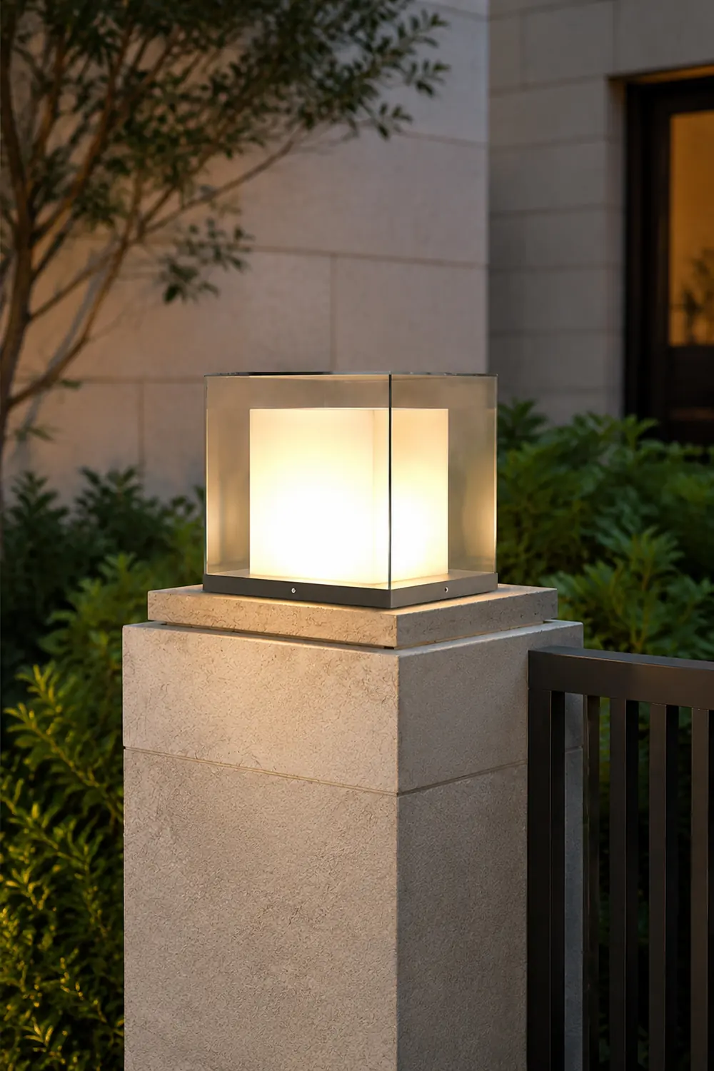 Square Box Outdoor Post Light - Lumpaz