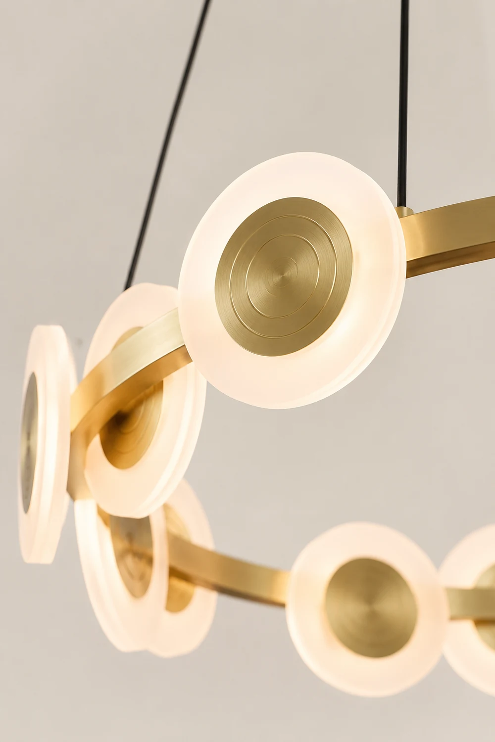 Samiya Nordic Chandelier - Lumpaz