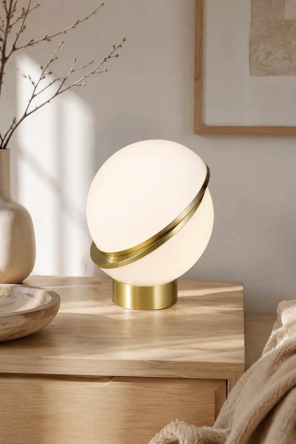 Crescent Table Lamp - Lumpaz