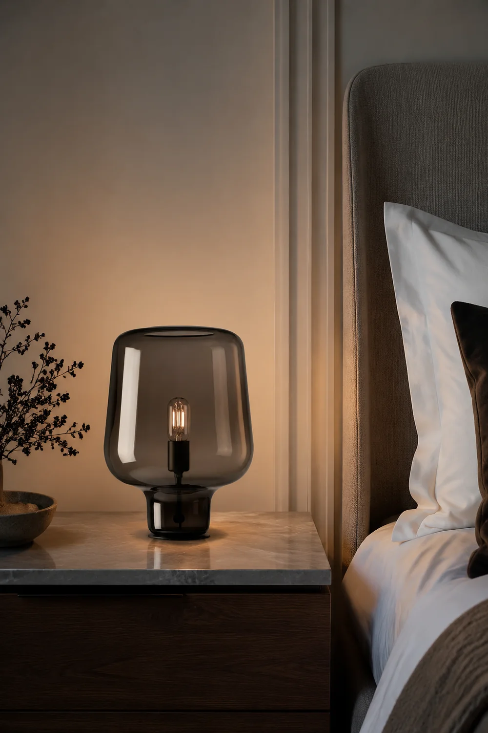 Teutonic Glass Table Lamp - Lumpaz
