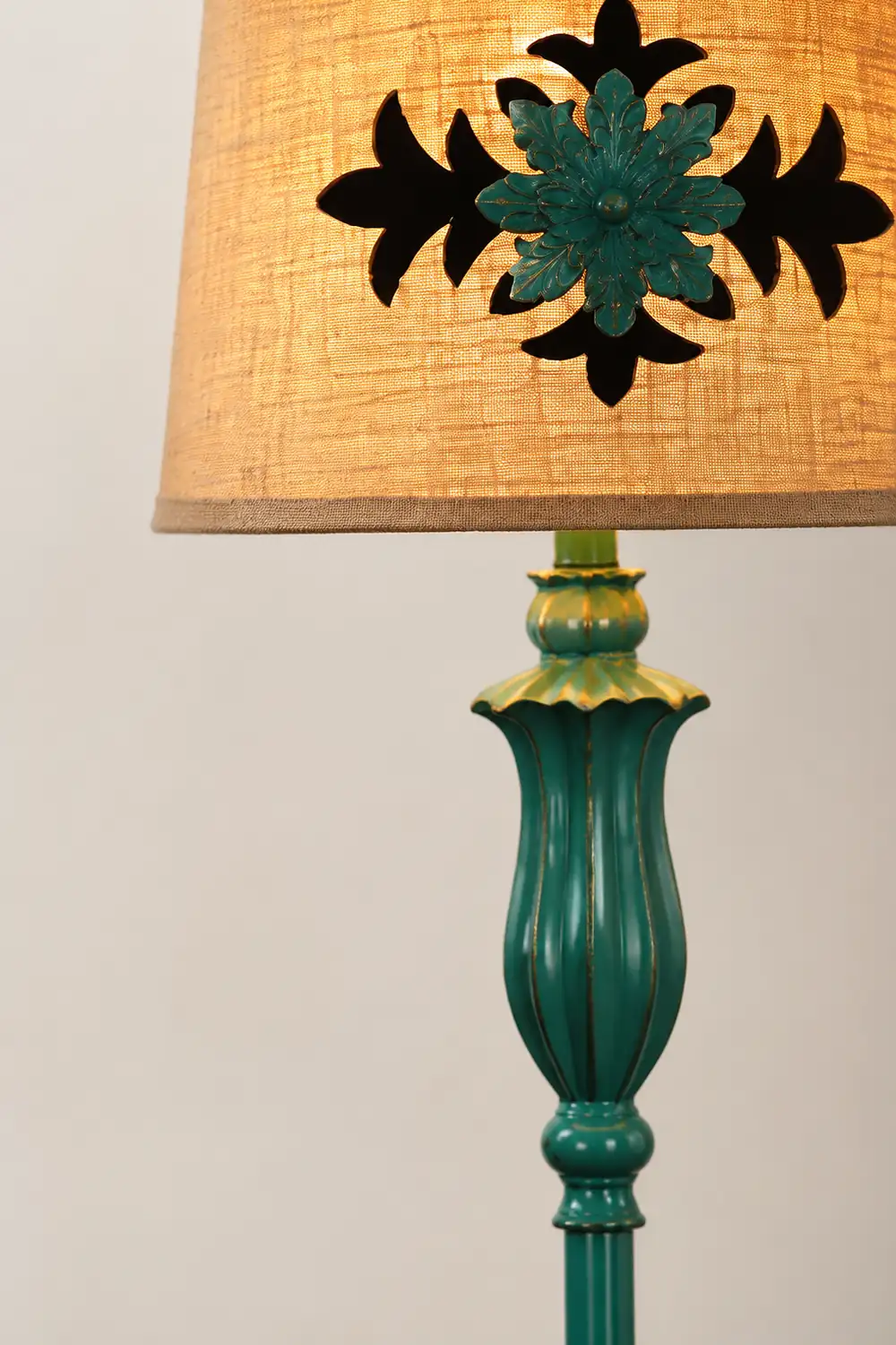 Lark Floor Lamp - Lumpaz