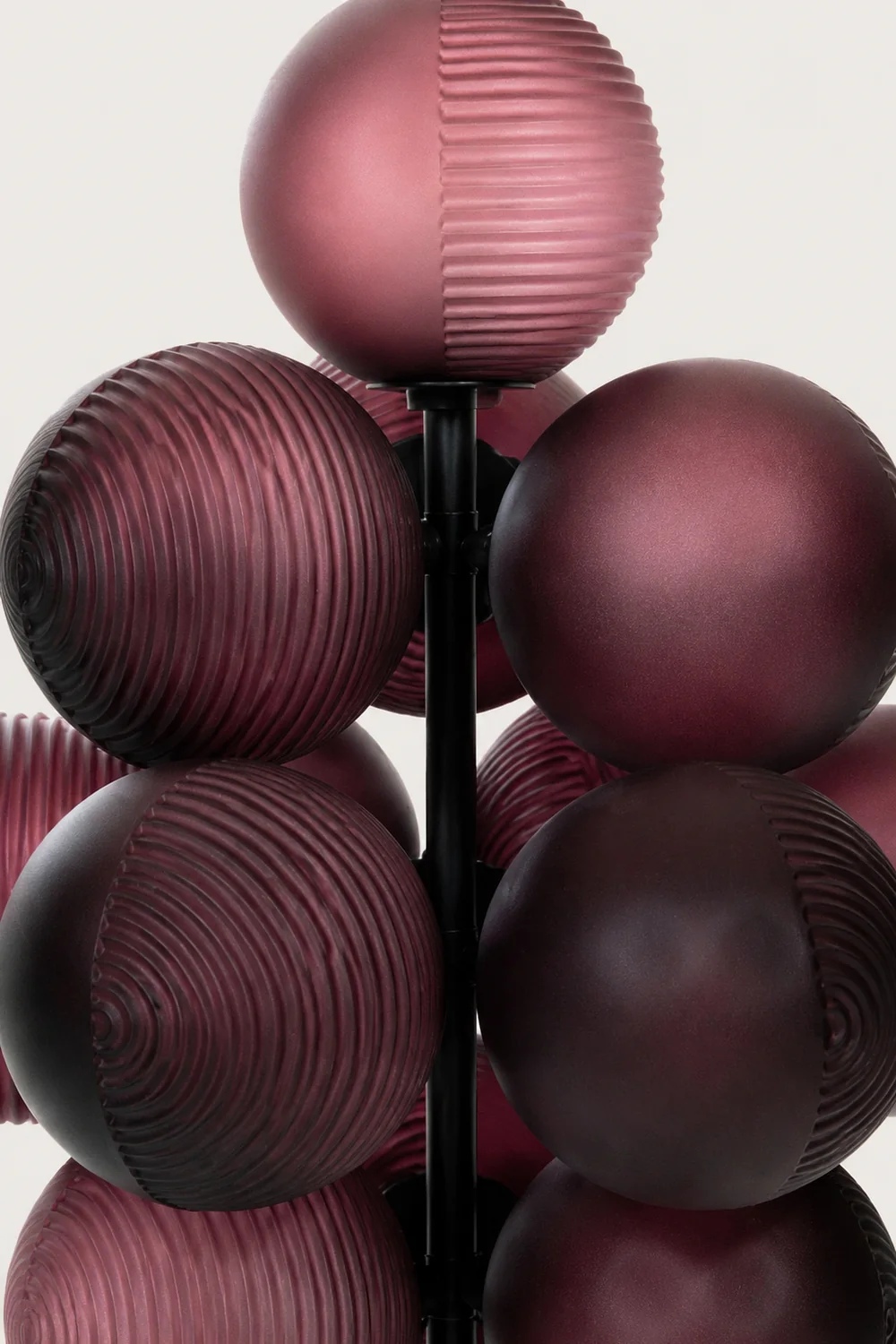 Grape Floor Lamp - Lumpaz