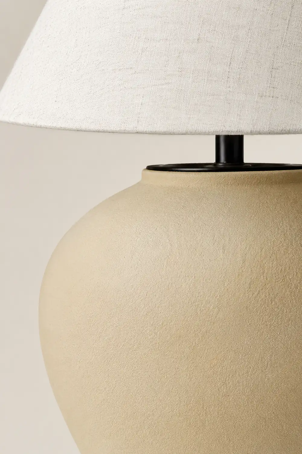 Decker Table Lamp - Lumpaz