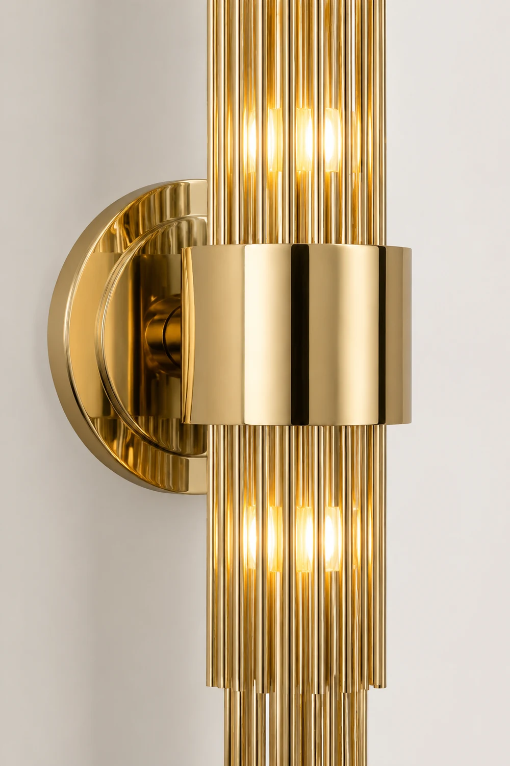 Gold Streamline Wall Lamp - Lumpaz