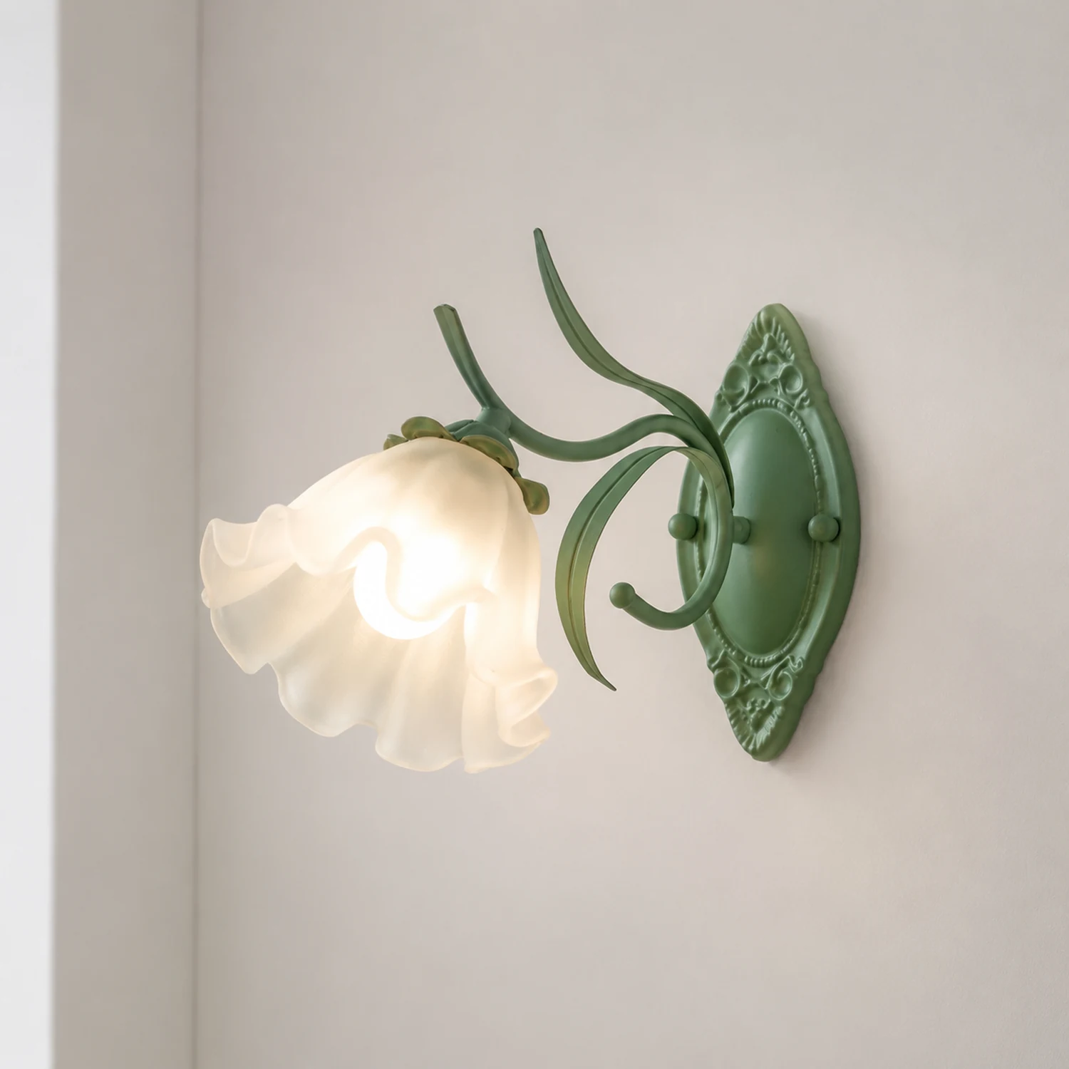 Flared Wall Light - Lumpaz