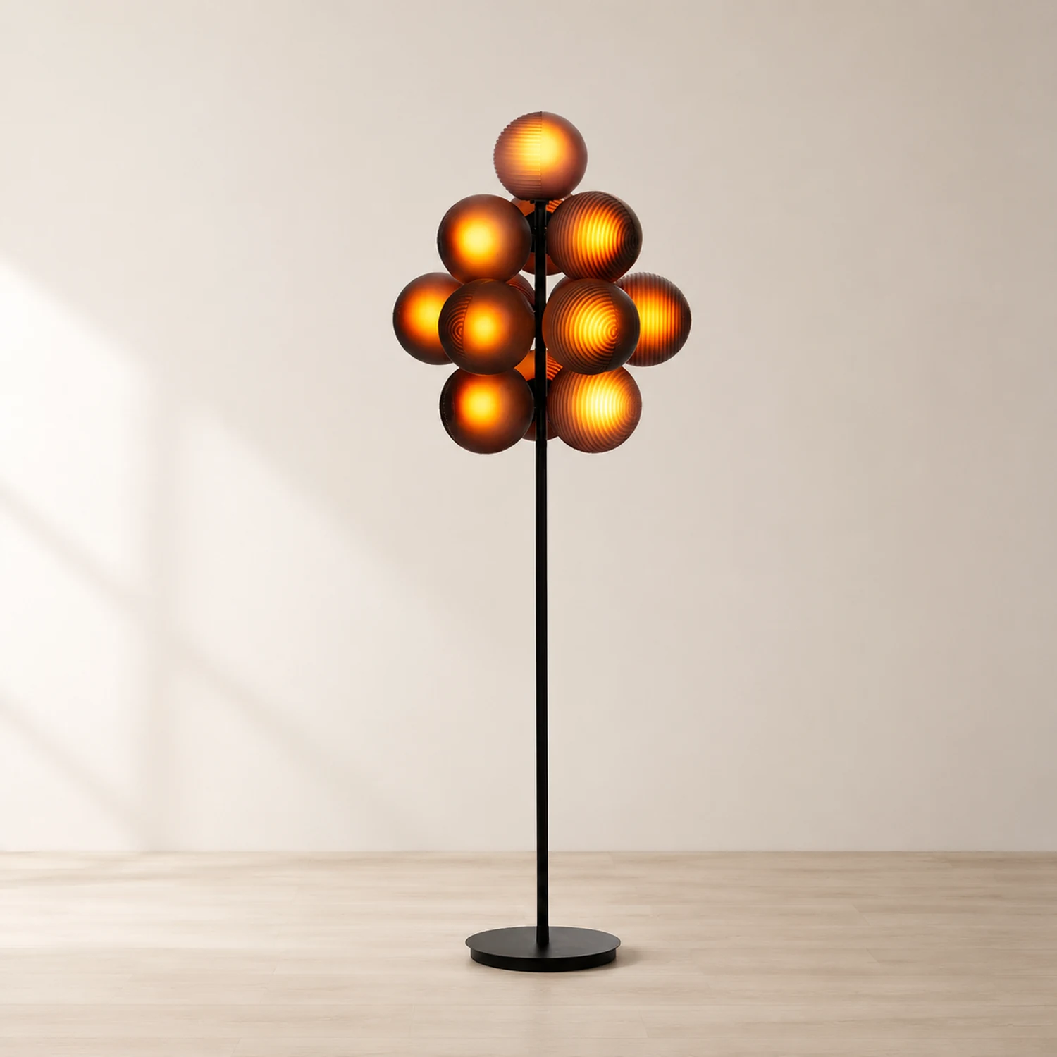 Grape Floor Lamp - Lumpaz
