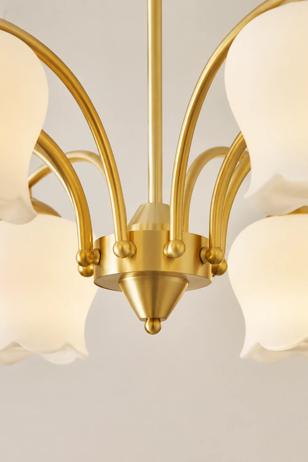 Tulip Brass Chandelier - Lumpaz
