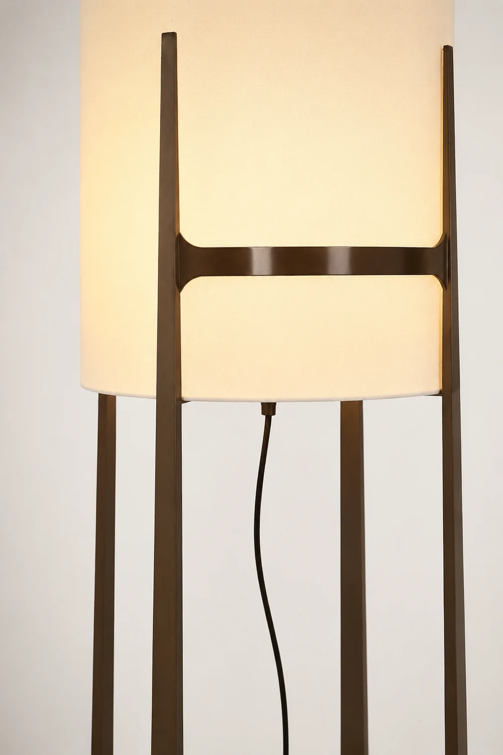 X+L 04 Floor Lamp - Lumpaz