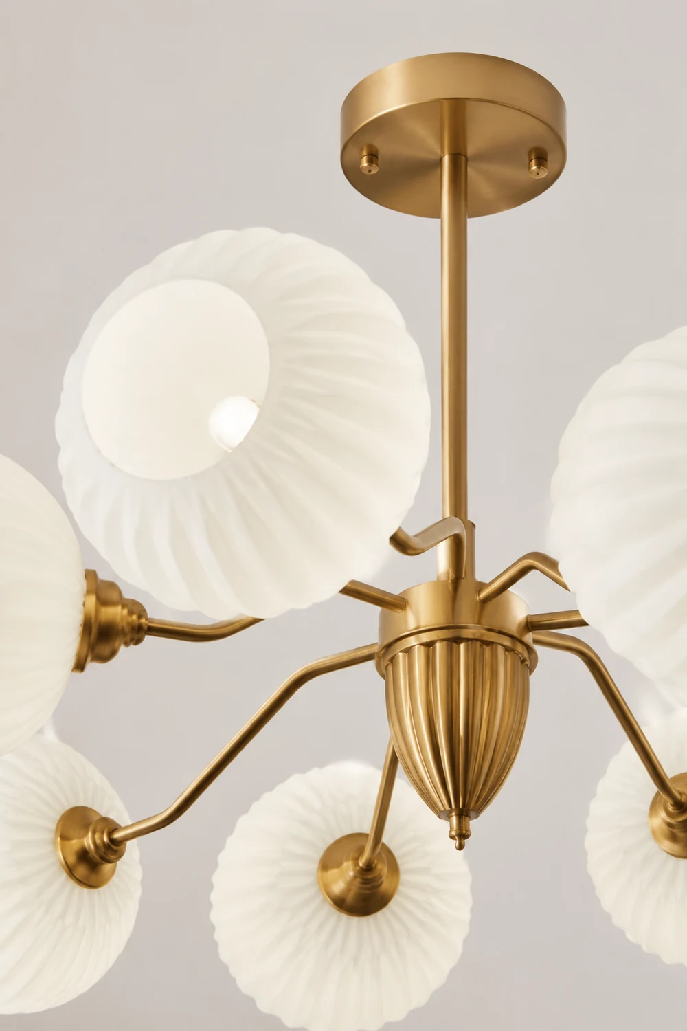 Ribbed Glass Ball Chandelier - Lumpaz