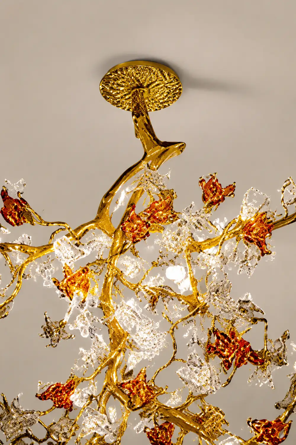 Brass Maple Branch Chandelier - Lumpaz