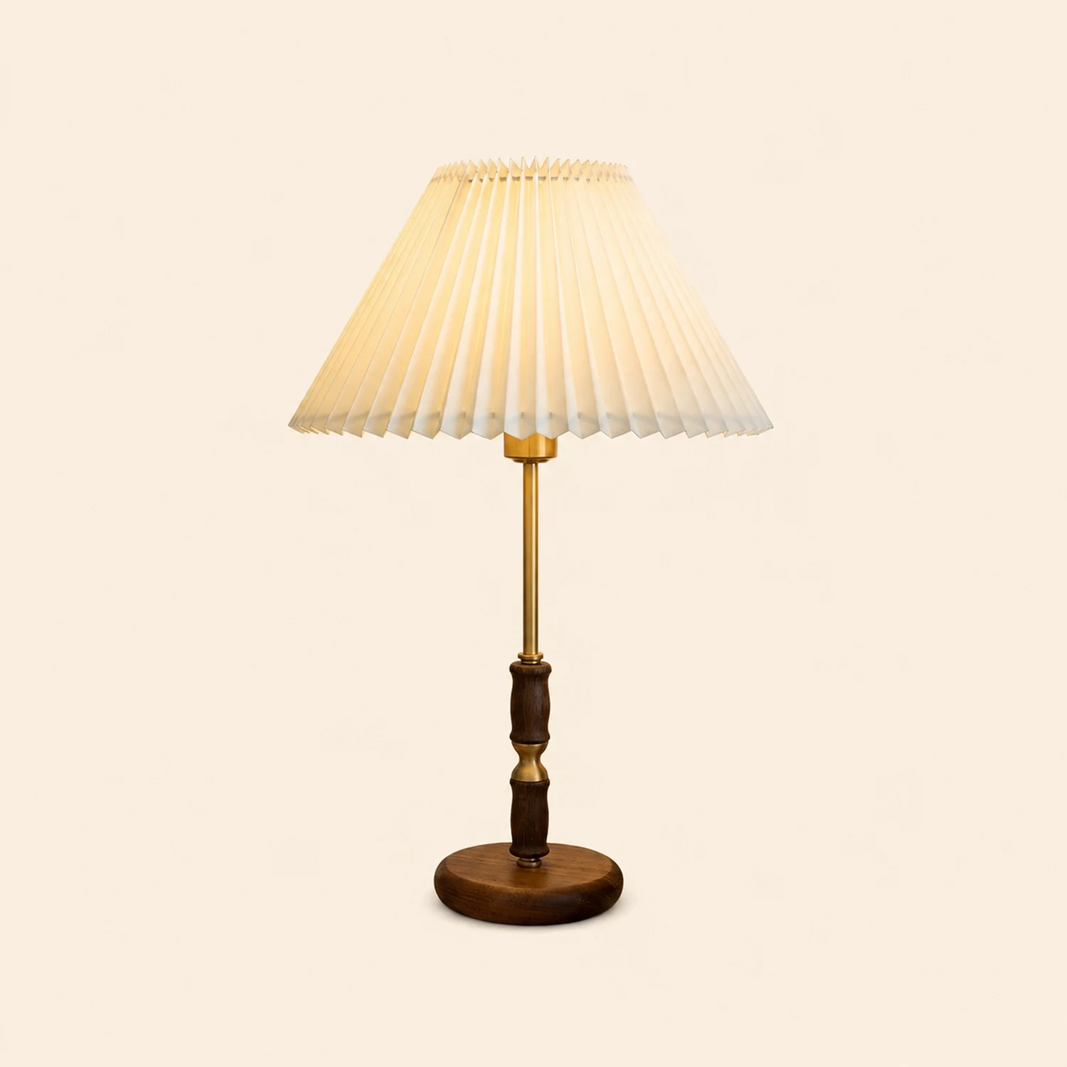 Le Klint Table Lamp - Lumpaz