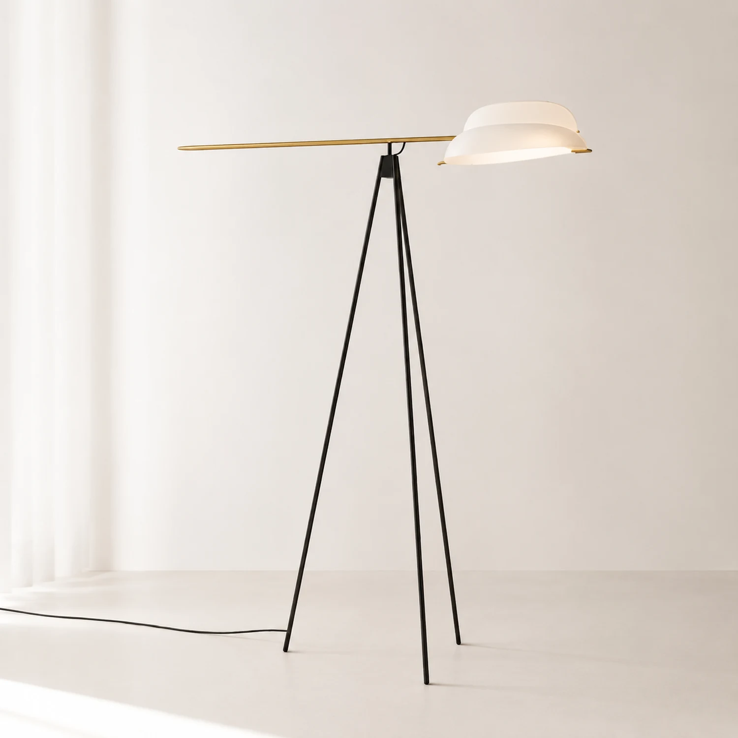 Heart Wing Tripod Floor Lamp - Lumpaz