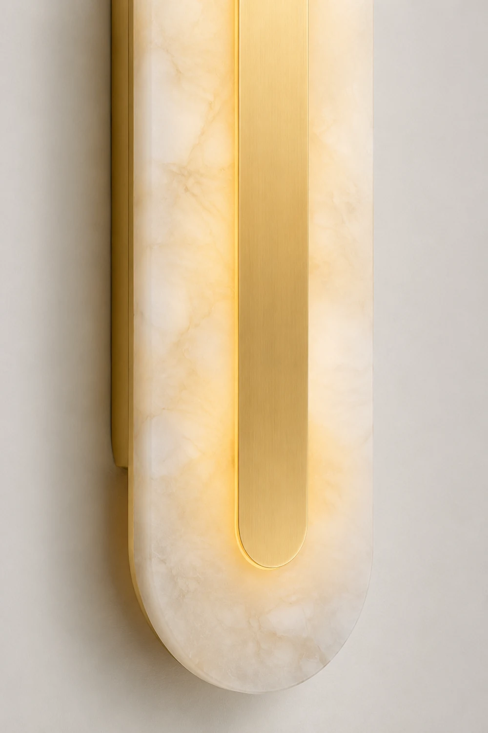 Alabaster Rounded Wall Light - Lumpaz