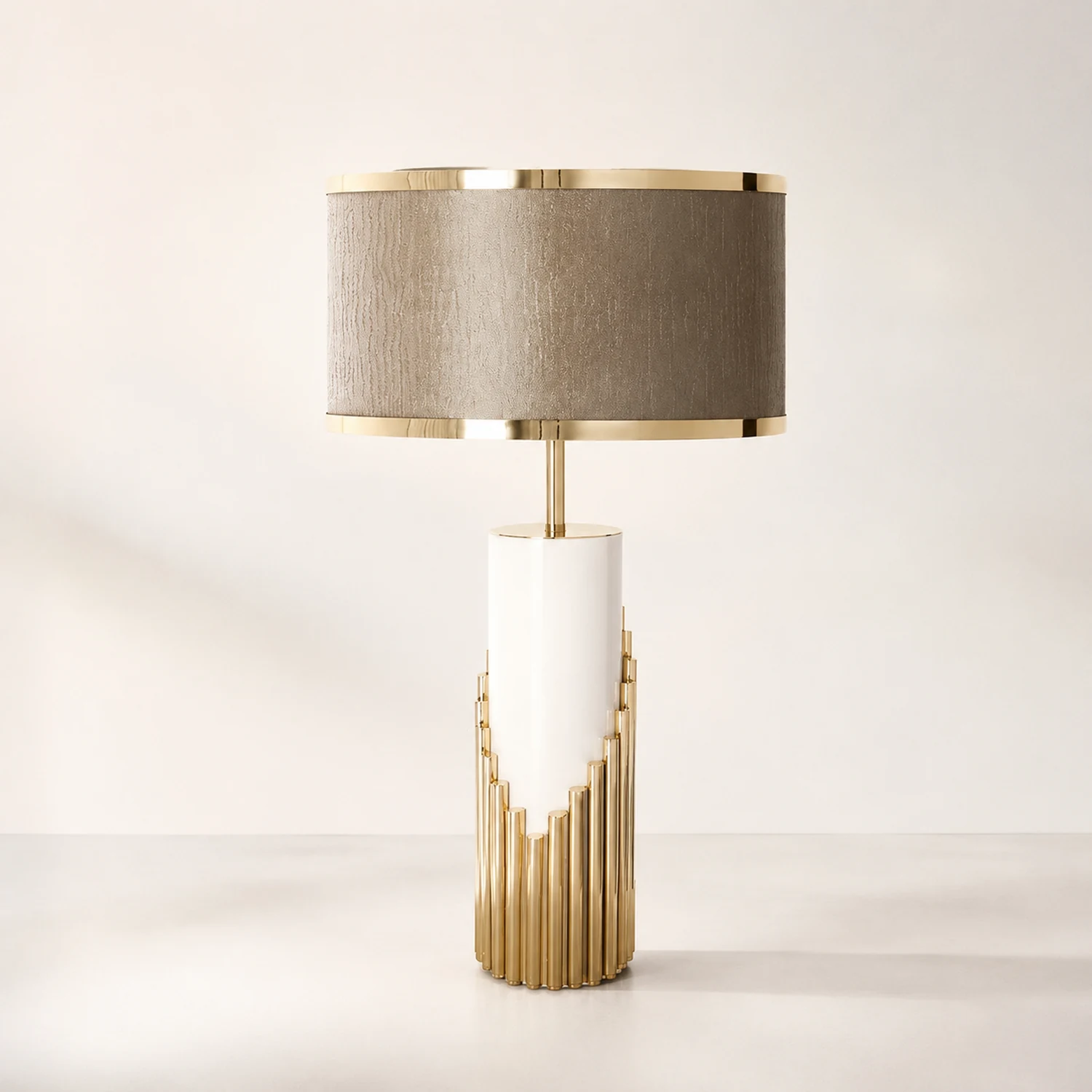 Streamline Table Lamp - Lumpaz