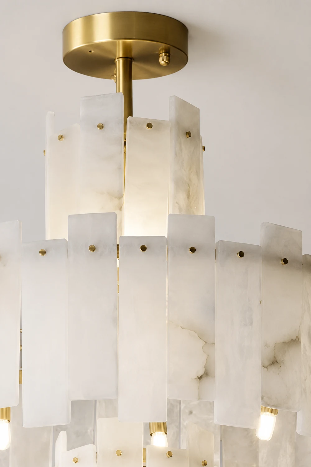 Regina Alabaster Chandelier - Lumpaz