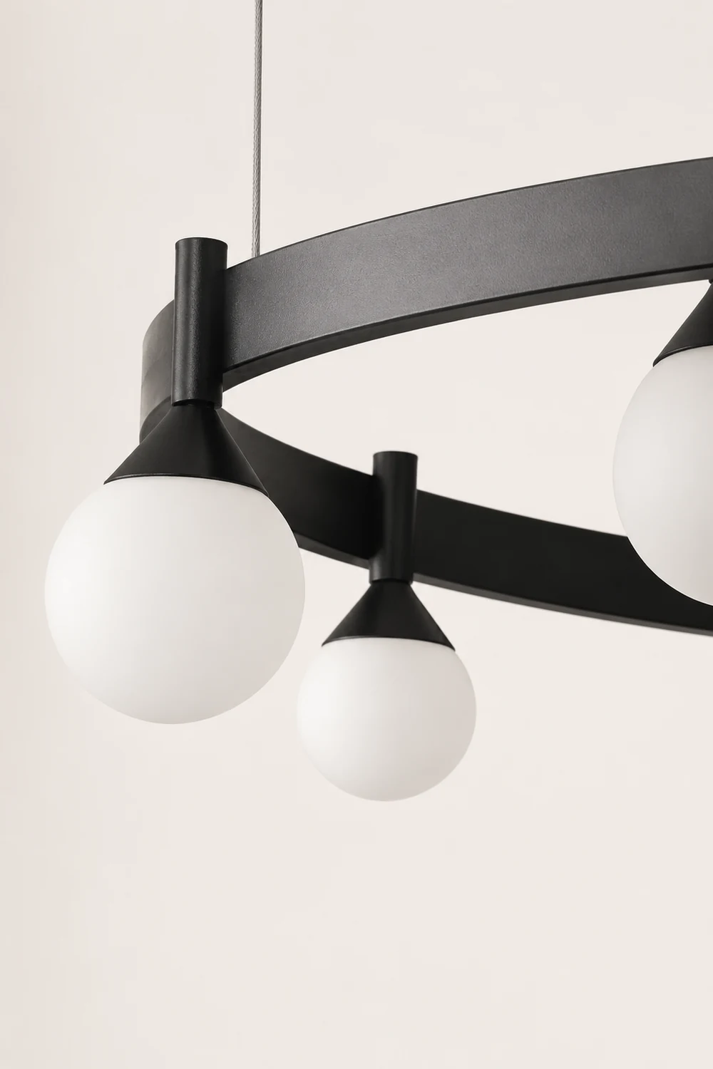 Pomi Round Chandelier - Lumpaz