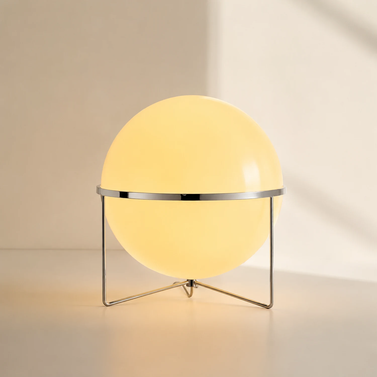 Yolk Table Lamp - Lumpaz